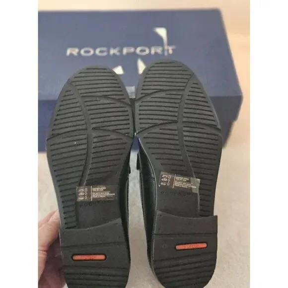 Rockport mens classic loafer Nwb